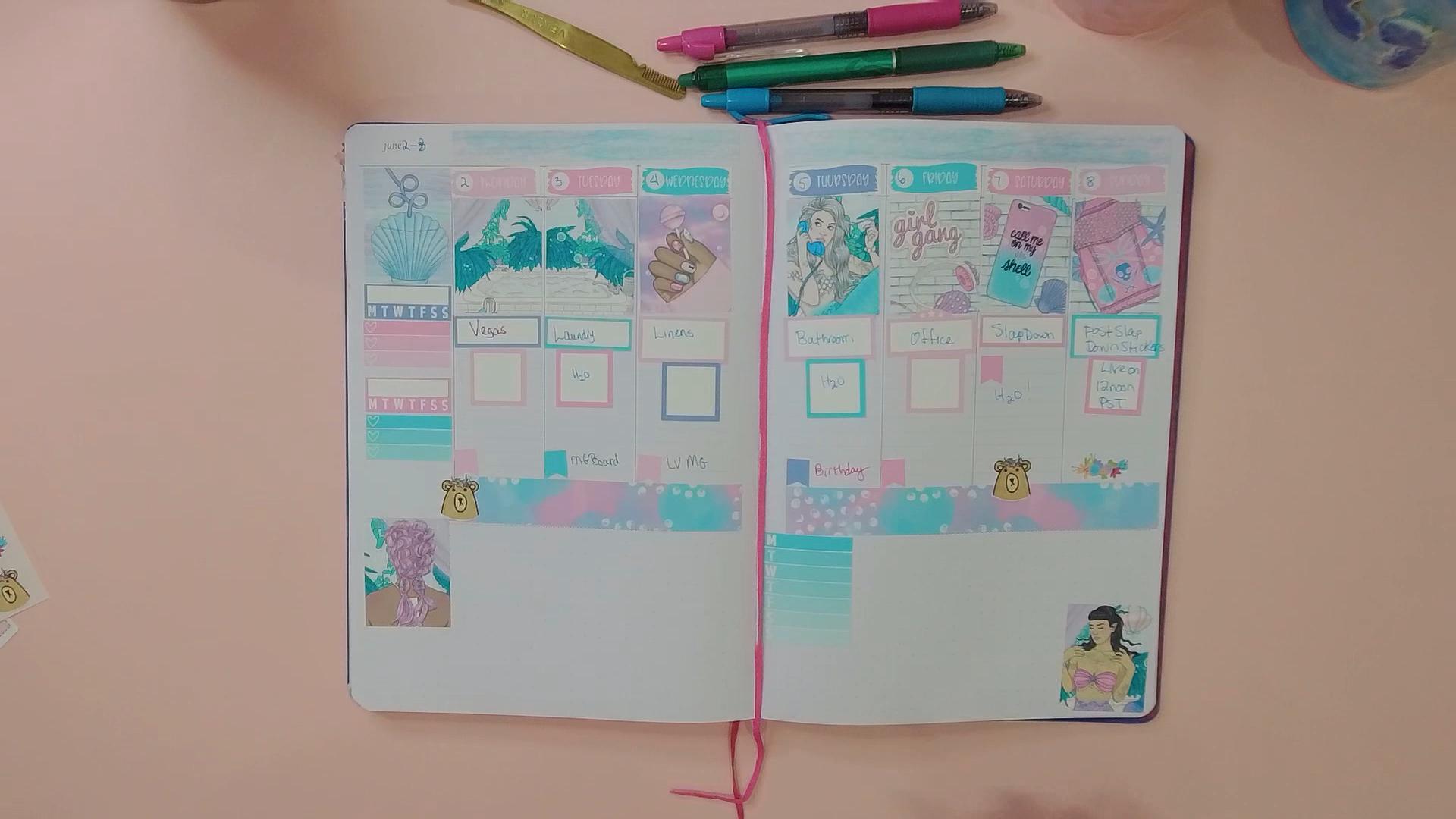 Sometimes your motivation is seeing a planner's week look like this. #motivationalmonday I can get motivated by seeing such beauty. How about you? What motivates you?